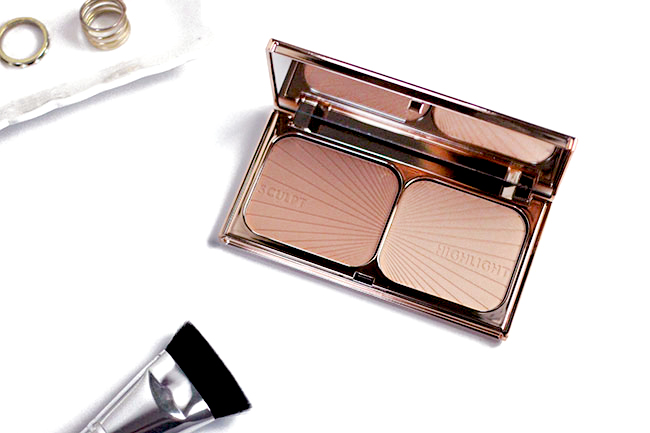 Beauty blogger and make-up artist reviews the Charlotte Tilbury Filmstar Bronze & Glow